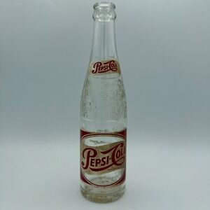 Vintage Pepsi Cola Bottle 10 fl oz Montreal Canada Embossed‎ Collectible Soda